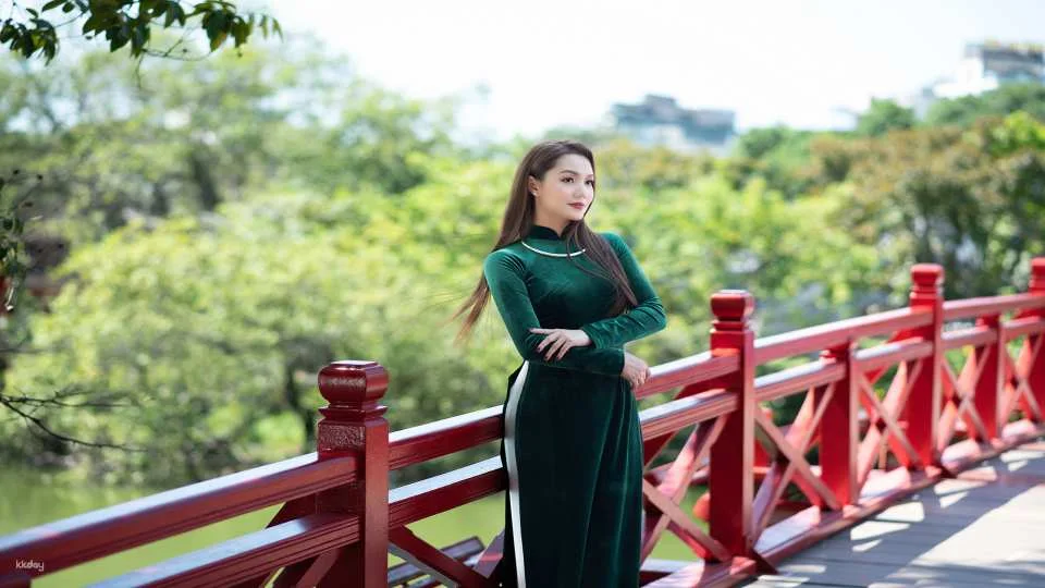 Ao Dai Photography Tour in Hanoi | Vietnam