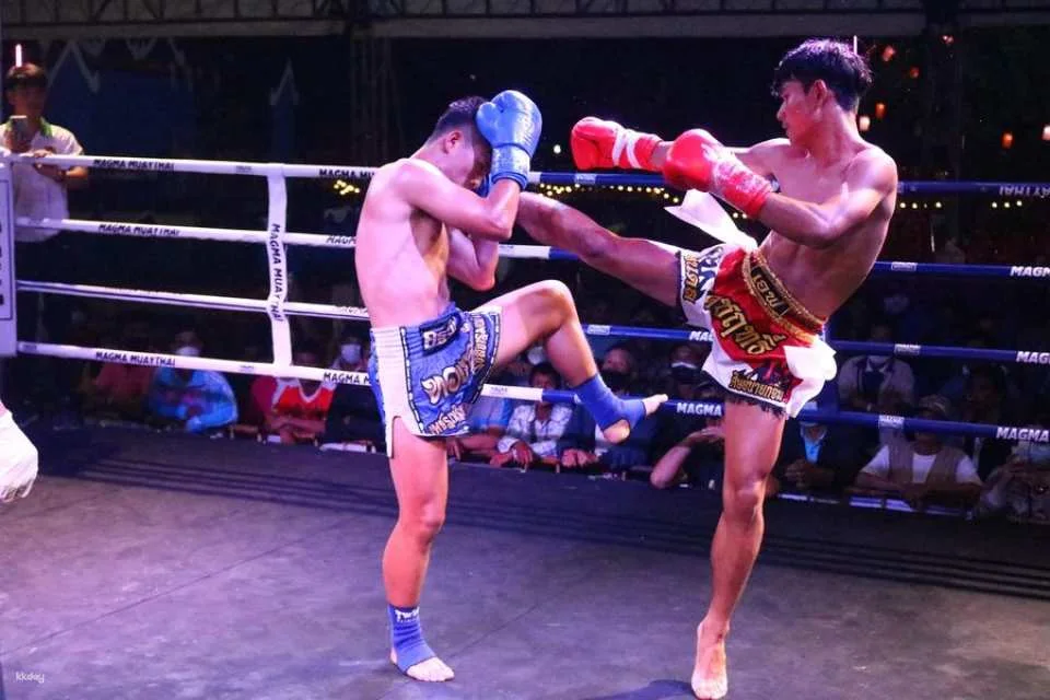 Chiang Mai Loi Kroh Muay Thai Boxing Stadium | Thailand