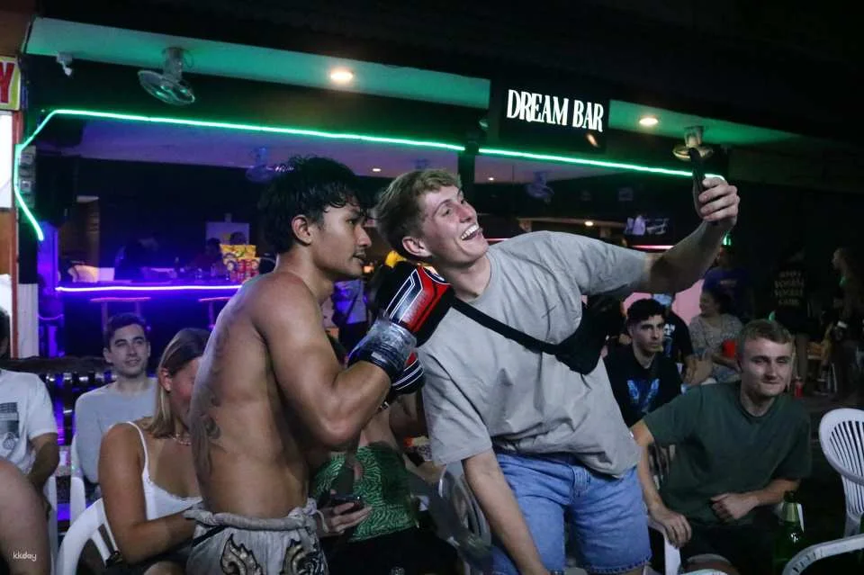 Chiang Mai Loi Kroh Muay Thai Boxing Stadium | Thailand