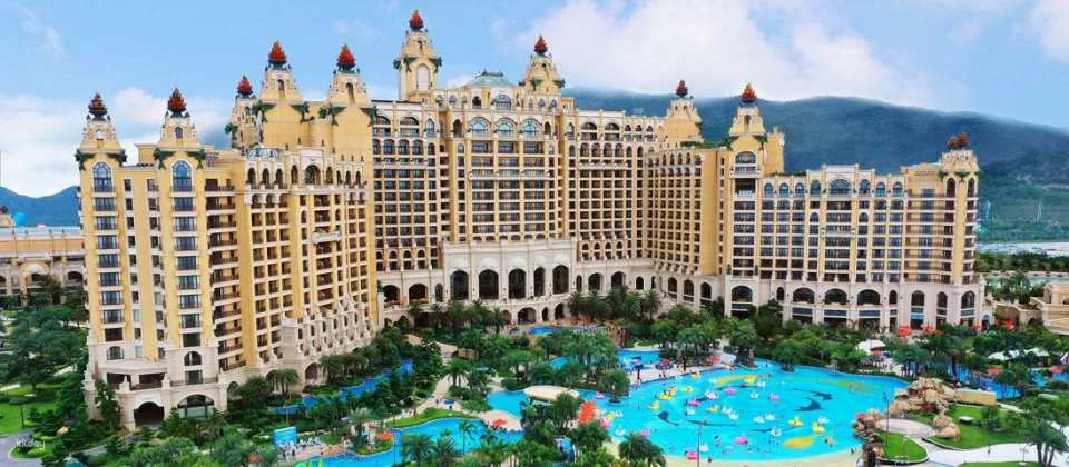 Zhuhai Chimelong Hengqin Bay Water World, China | Exclusive Offer: Free AIRSIM Card