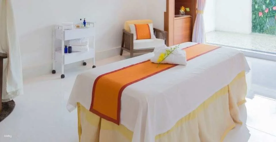 Ultimate Relaxation: Guam Spa Ayualam Massage Experience with Hotel Transfer | Guam