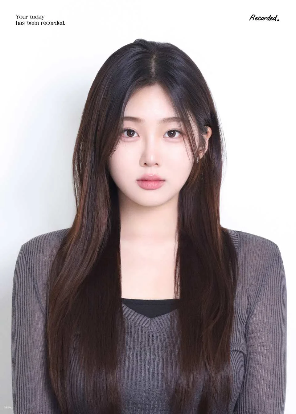Seoul Photo Studio specializing in ID/profile photos  | Recorded Hongdae Store Shooting Ticket | Korea