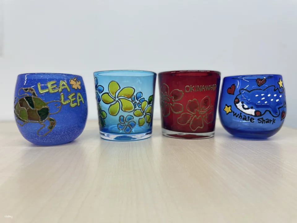 LeaLea Lounge Okinawa: Choose from Shisa, Whale Shark, Dolphin, Sea Turtle, or Glass Painting. Book your painting experience (Naha City, Okinawa).