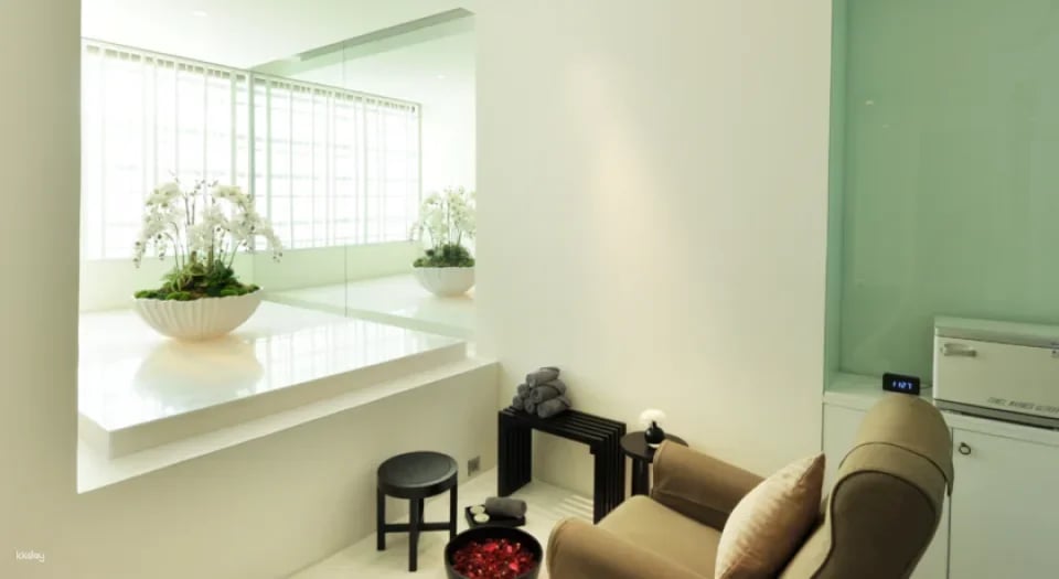 Borisud Pure Spa Experience by Mode Sathorn Hotel Bangkok | Thailand
