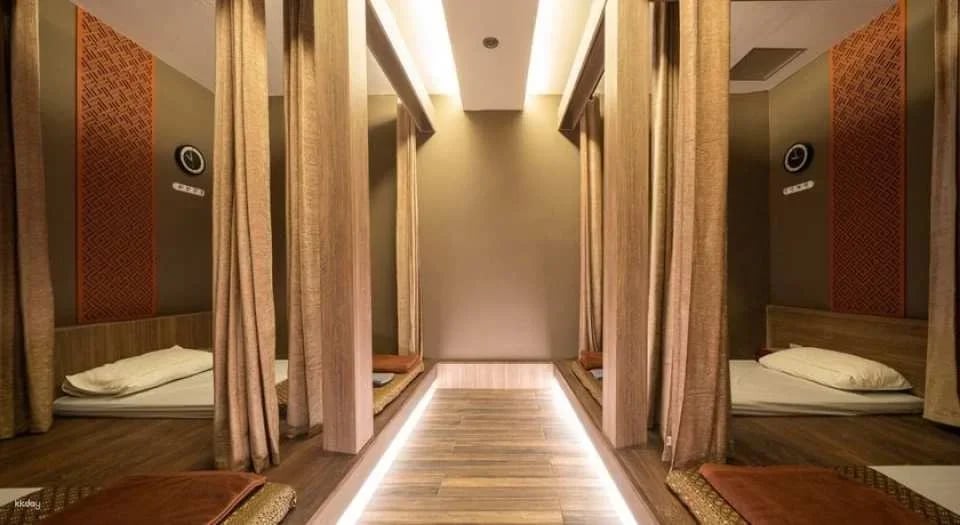 Relax Time Massage & Spa Experience (Central Rama 9 Branch) | Thailand