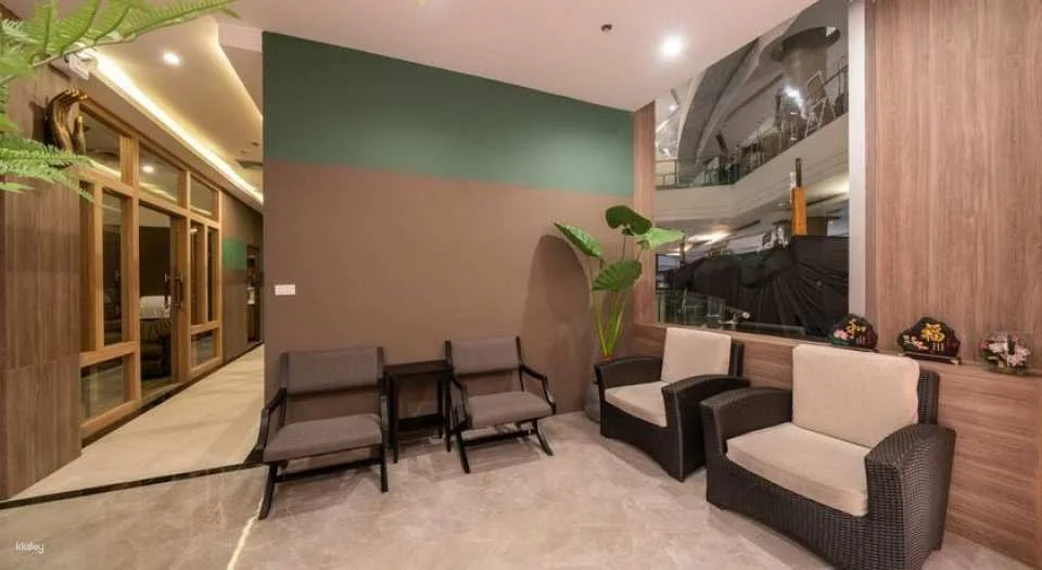Relax Time Massage & Spa Experience (Esplanade Ratchadaphisek) | Thailand