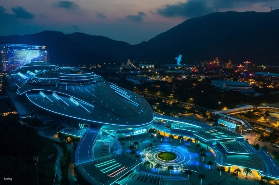 Zhuhai Chimelong Spaceship Park Ticket (includes AIRSIM borderless internet SIM card)