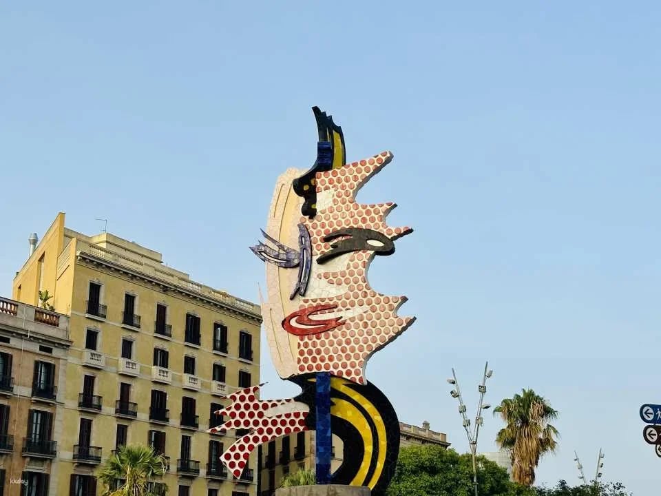Barcelona & Picasso Museum Tour with Asian Language-Speaking Guide) | Spain