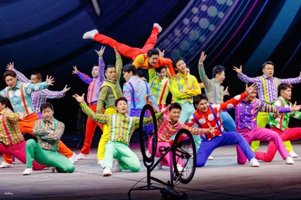 Tickets to Chimelong Show in Hengqin, Zhuhai (includes an AIRSIM borderless internet SIM card)