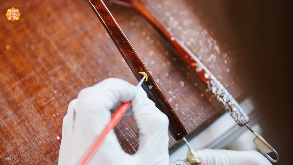 Lacquerware DIY Experience: Create a Traditional Mother-of-Pearl Spoon | Seoul, Korea