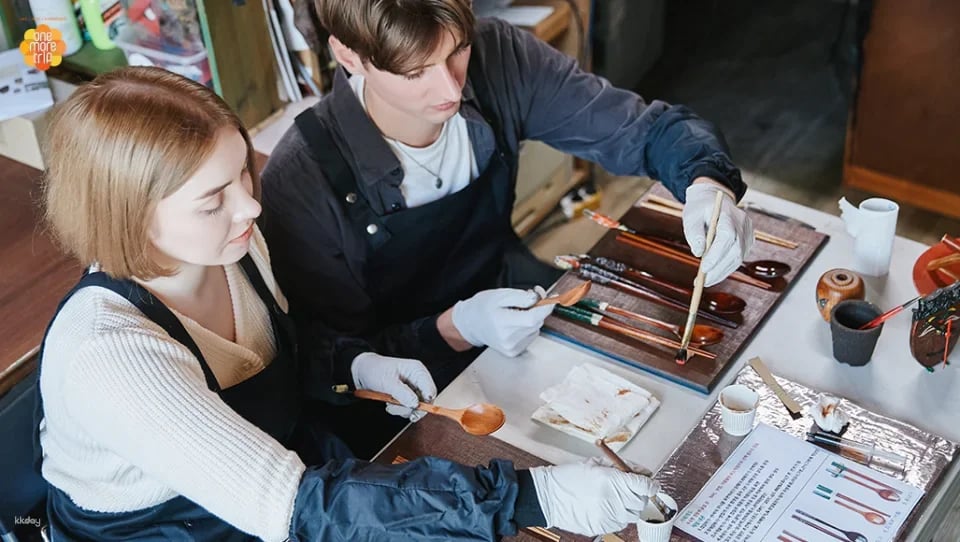 Lacquerware DIY Experience: Create a Traditional Mother-of-Pearl Spoon | Seoul, Korea
