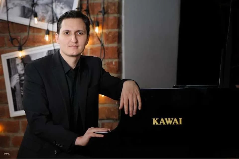 Chopin Piano Concert in the Old Town of Warsaw
