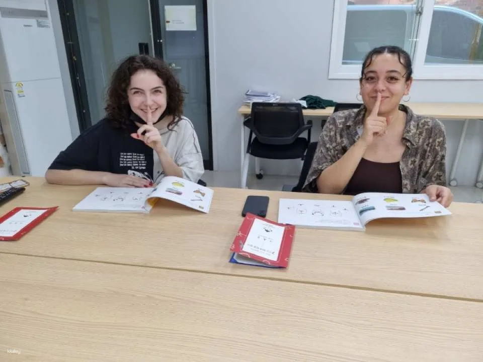 Korean Alphabet (Hangul) Class in Jongno, Seoul | South Korea