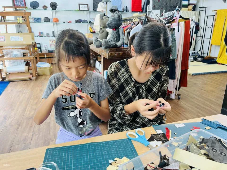 Authentic Oshima Tsumugi Pen Making Experience