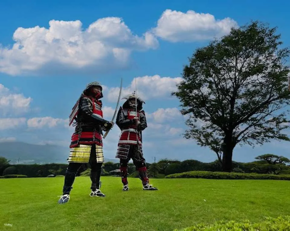 Samurai Armor Wearing Experience in Senganen Kagoshima!