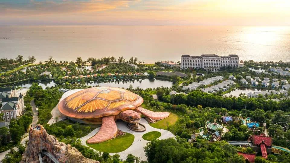 VinWonders Phu Quoc Theme Park - Safari Phu Quoc Ticket (Optional Theme Park)