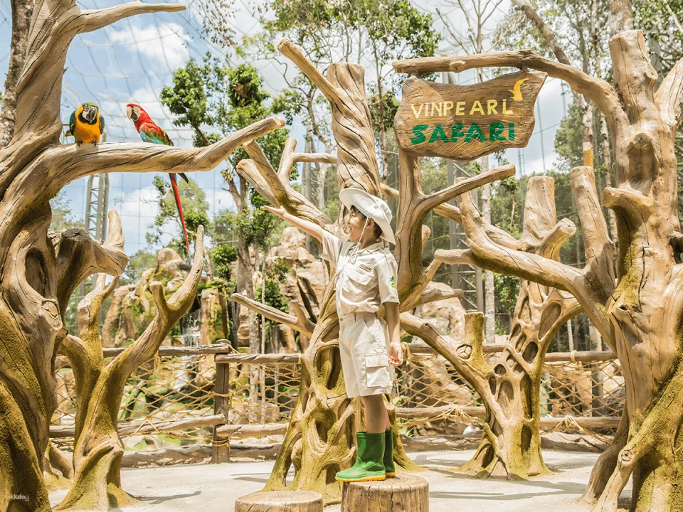 VinWonders Phu Quoc Theme Park - Safari Phu Quoc Ticket (Optional Theme Park)