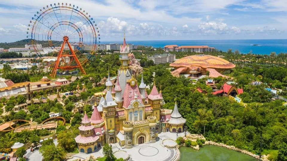 VinWonders Phu Quoc Theme Park - Safari Phu Quoc Ticket (Optional Theme Park)