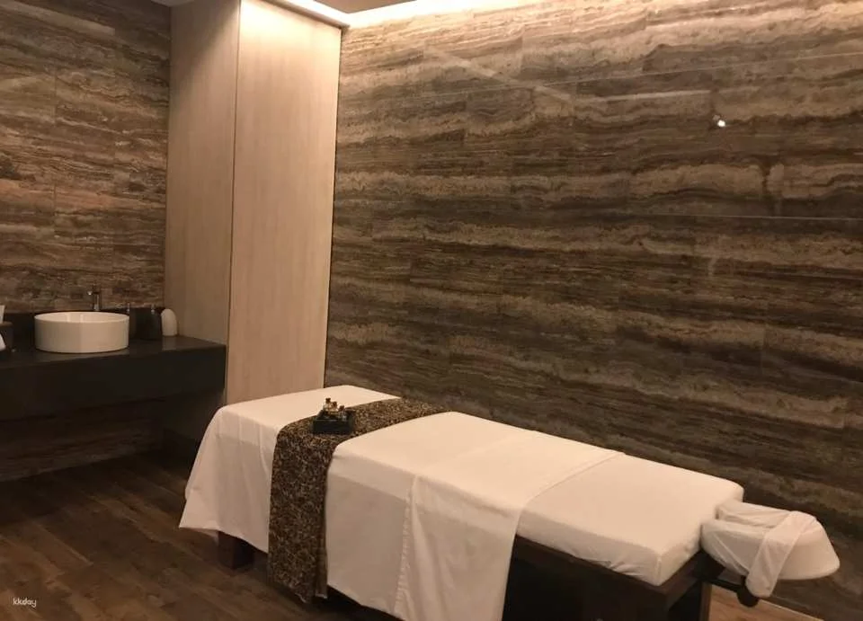 AUM Spa Experience at Crimson Resort Boracay | Philippines