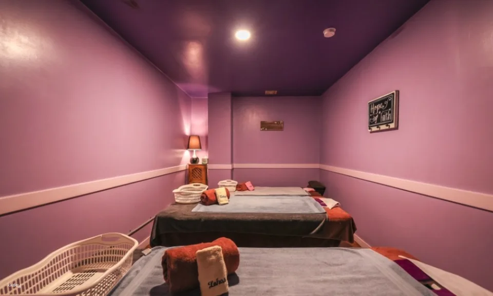 Saipan Lohas Massage (Korean owner, free airport drop, free luggage storage)