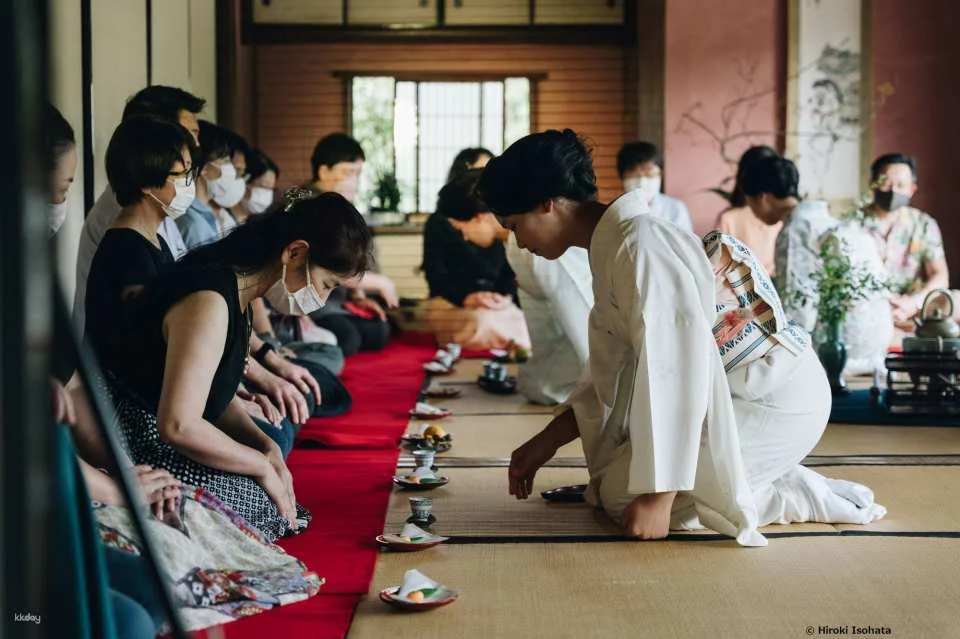 Japanese Kimono Dance and Tea Ceremony in Kagoshima