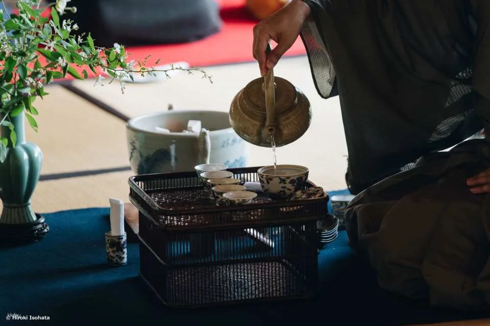 Japanese Kimono Dance and Tea Ceremony in Kagoshima