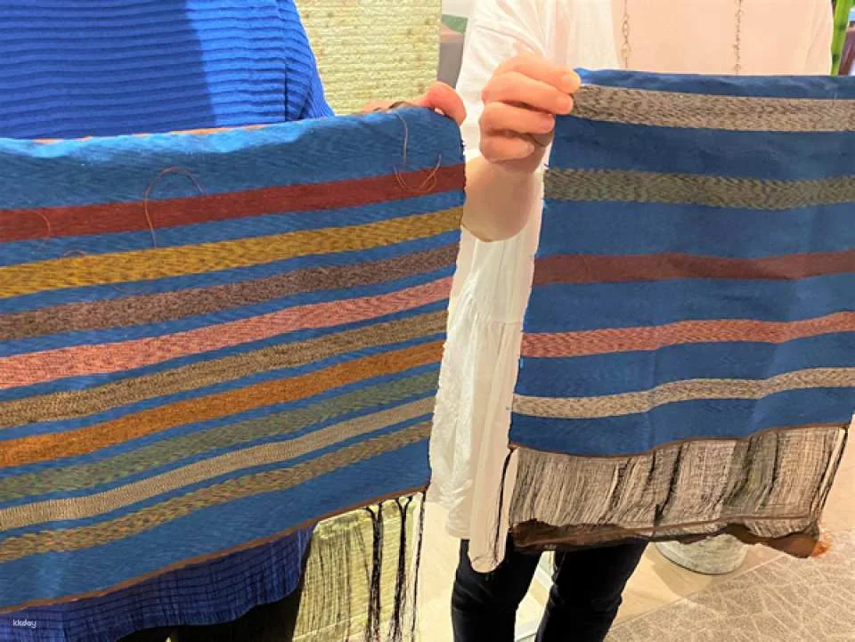Japanese Traditional Hand Weaving Experience in Kagoshima