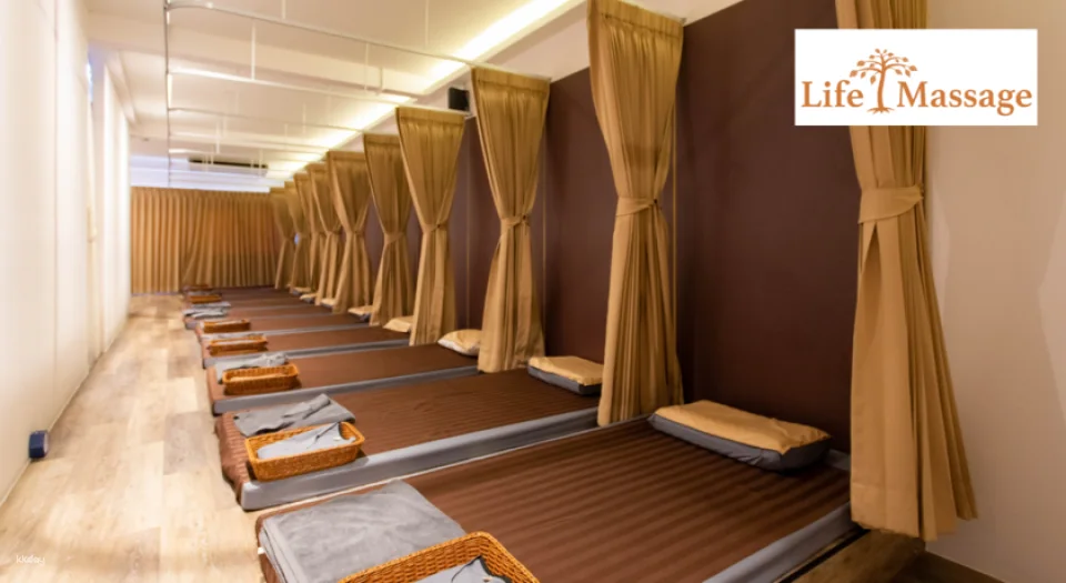 Life Massage Sukhumvit 18 (BTS Asok - MRT Sukhumvit) Voucher | Bangkok