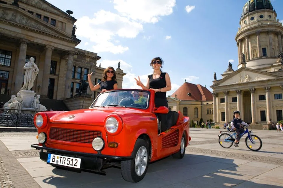 Berlin compact 75-minute Trabi safari
