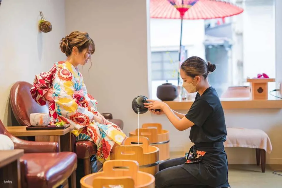 Arashiyu Fushimi Bettei Foot Bath Cafe & Foot Massage Experience Reservation (Kyoto, Fushimi Inari) Relaxation