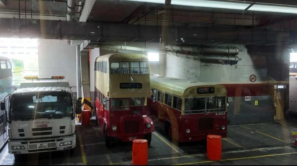 [Family Fun Destination] KMB Bus Depot: Learn about Bus Maintenance and Explore Antique Buses | In-depth Tour | Tour Certificate & KMB Souvenir