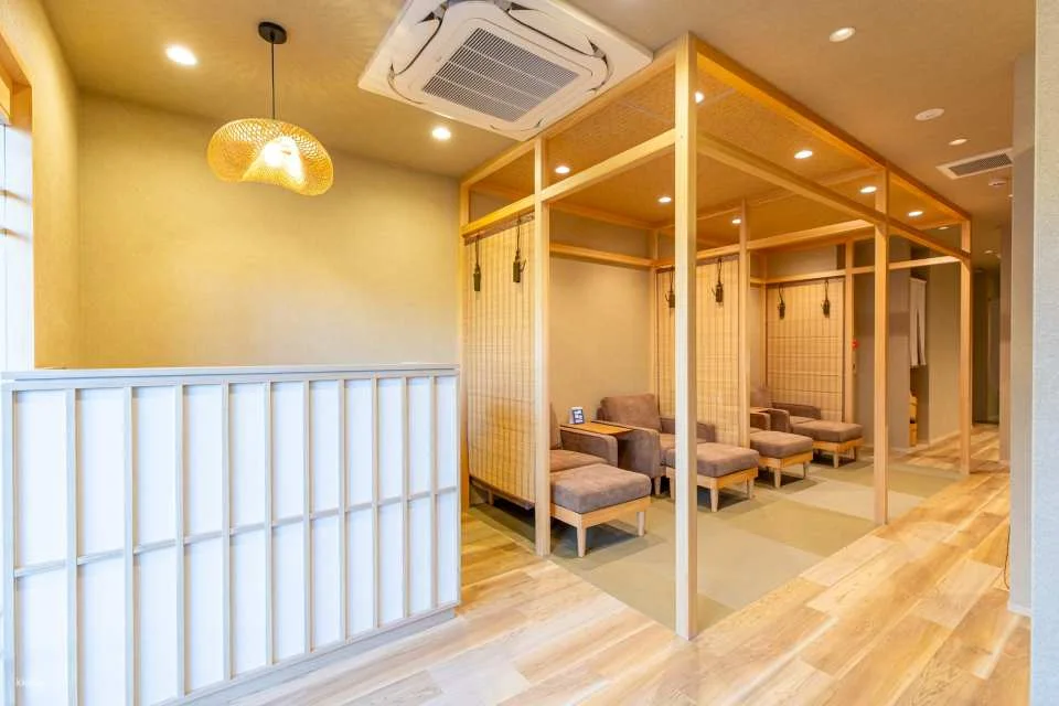 Arashiyu Gion Foot Spa & Foot Massage Experience Reservation in Kyoto | Japan