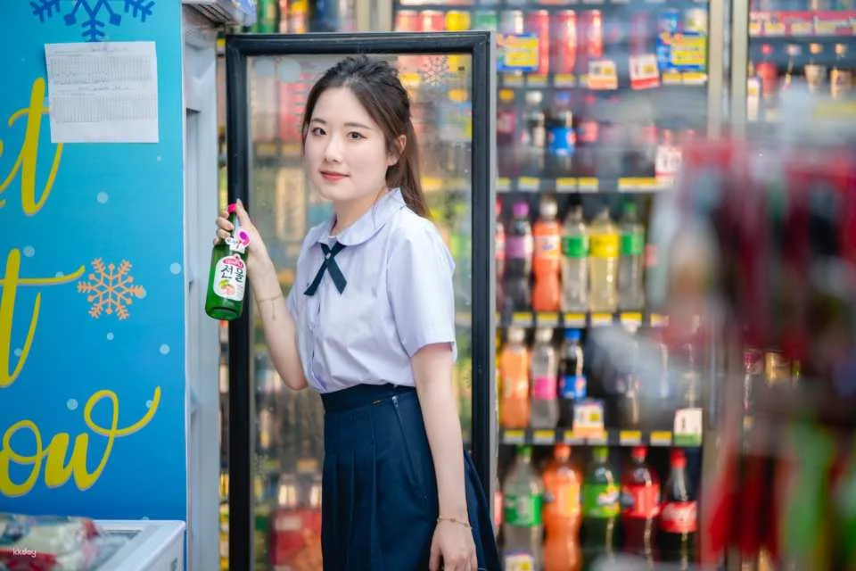 Bangkok: Thai School Uniform Tour at Chinatown | Thailand