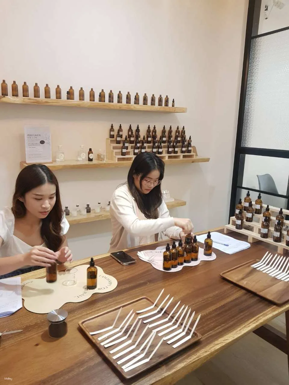 [Perfume Life Experience] Perfume Workshop at Thai Scent | Thailand