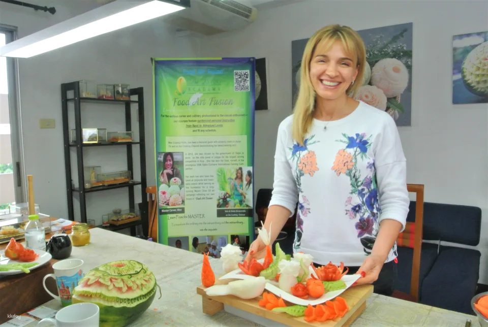 Traditional Thai Fruit and Vegetable Carving Class by Siam Carving Academy | Thailand