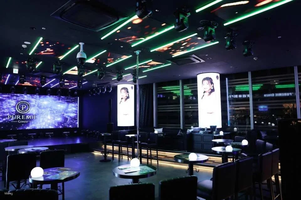 Tokyo Nightlife Recommendation: Exciting Pole Dance & DJ Performance at Ginza Puremie Club