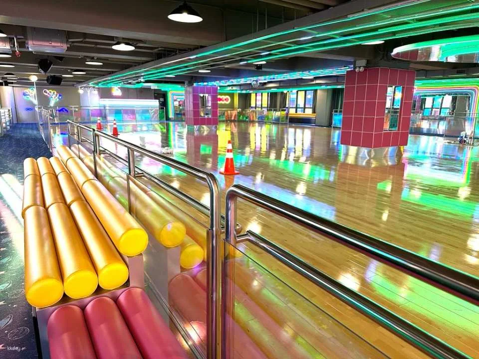 Lai Chi Kok | Bun's 2020 Indoor Roller Skating | A Great Place for Families | Experience the Retro 80s Disco Style