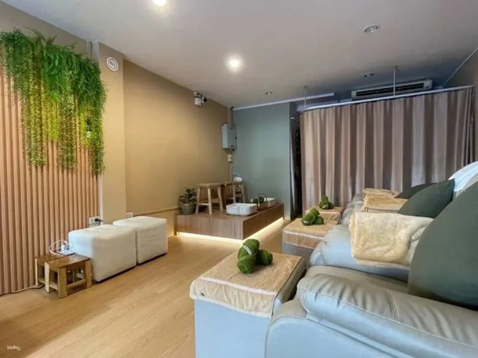 Natural Touch Massage Voucher | Bangkok