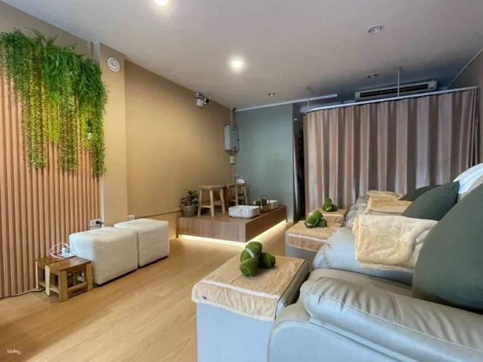 Natural Touch Massage Voucher | Bangkok