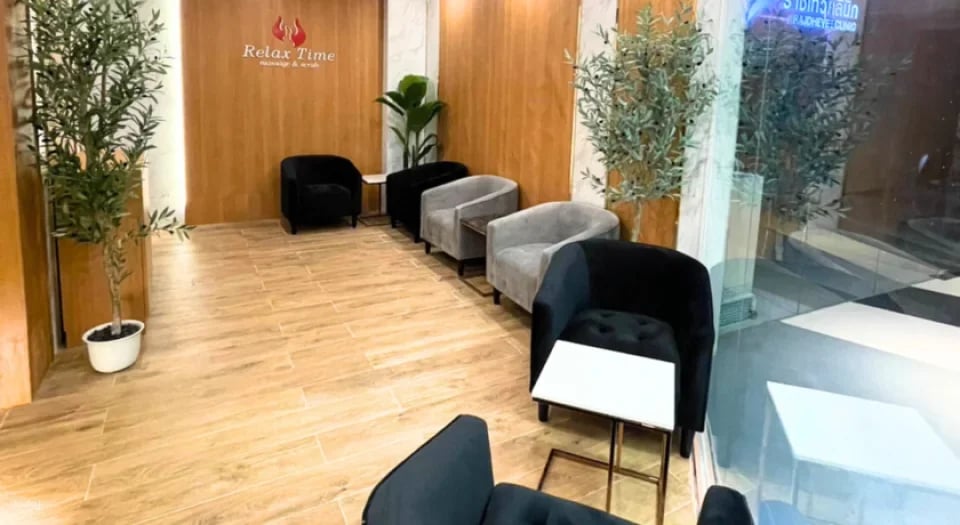 Relax Time Massage and Scrub Voucher (Silom Complex) | Bangkok