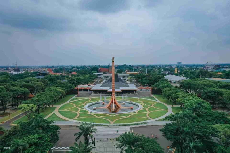 Jakarta Taman Mini Indonesia Indah (TMII) Private Day Tour with Guide