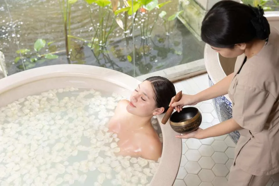 DIVANA VIRTUE SPA: Massage and Spa Experience Open-Date Voucher at Silom | Bangkok (19230)