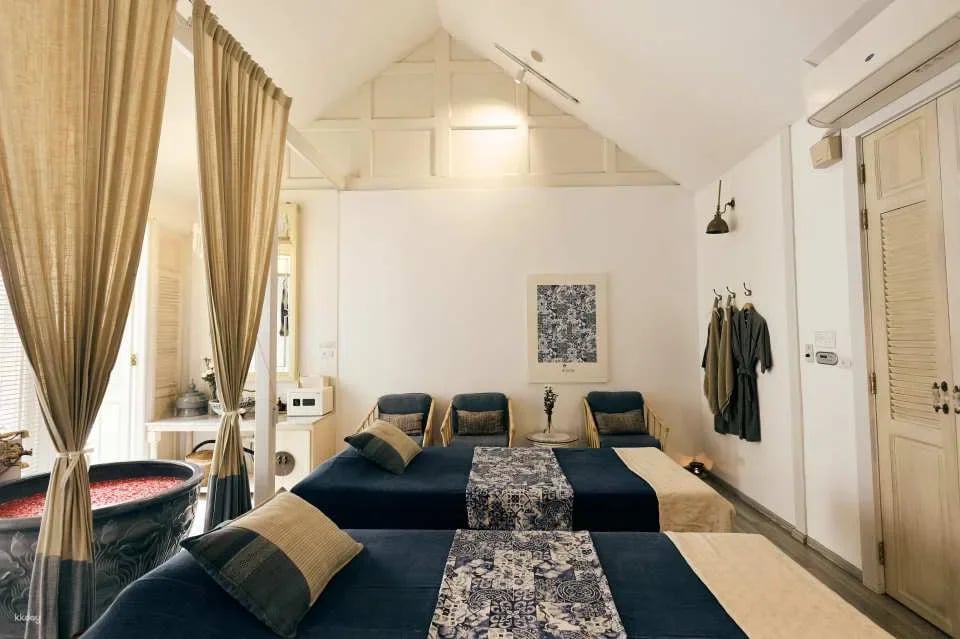 DIVANA VIRTUE SPA: Massage and Spa Experience Open-Date Voucher at Silom | Bangkok
