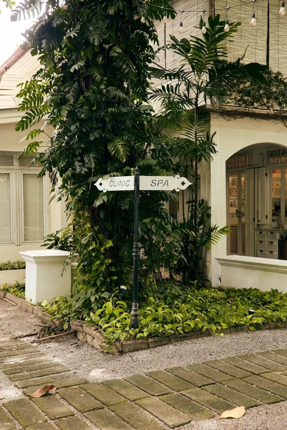 DIVANA VIRTUE SPA: Massage and Spa Experience Open-Date Voucher at Silom | Bangkok