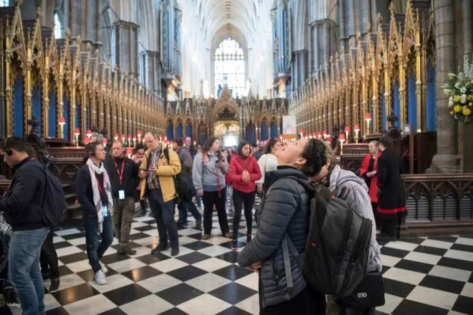 Go City | The London Pass® (Includes London Eye + 110 plus attractions)