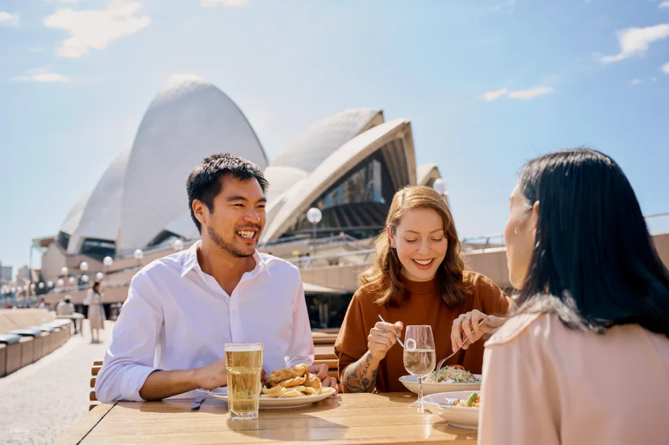Sydney Opera House Official Guided Tour with Dine in Multiple Languages