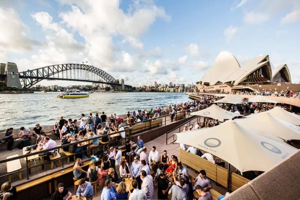 Sydney Opera House Official Guided Tour with Dine in Multiple Languages