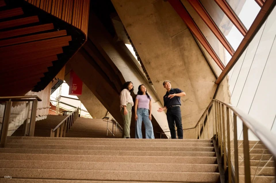 Sydney Opera House Official Guided Tour with Dine in Multiple Languages