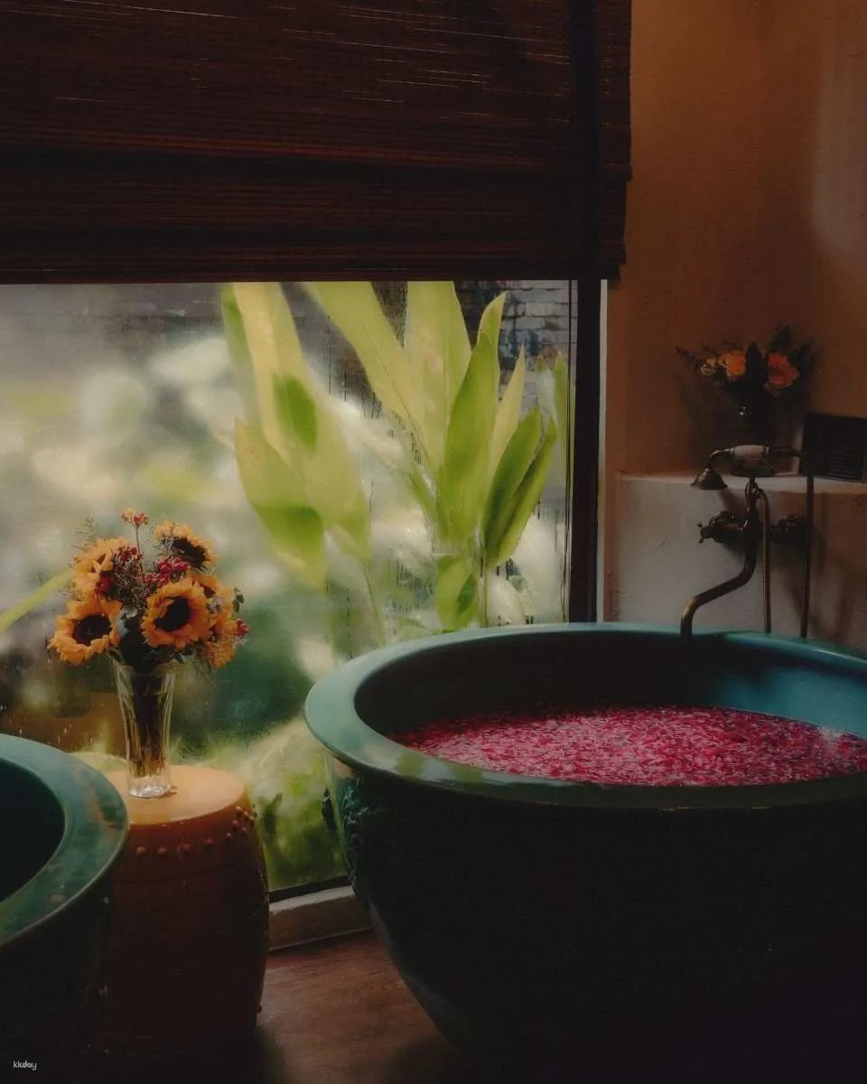 DIVANA SCENTUARA SPA: Open-Dated Voucher Massage & Spa Experience at Chidlom | Bangkok