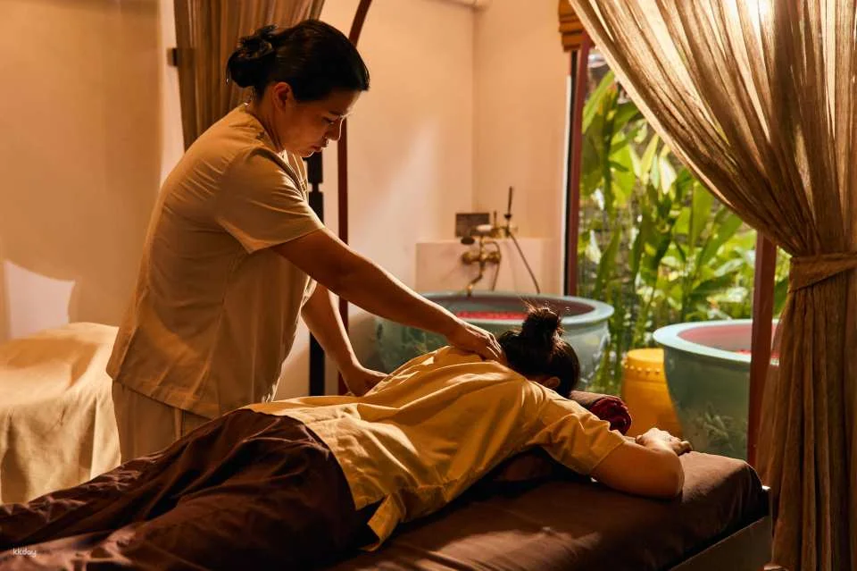 DIVANA SCENTUARA SPA: Open-Dated Voucher Massage & Spa Experience at Chidlom | Bangkok